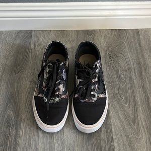 Flower design vans❤️‍🔥